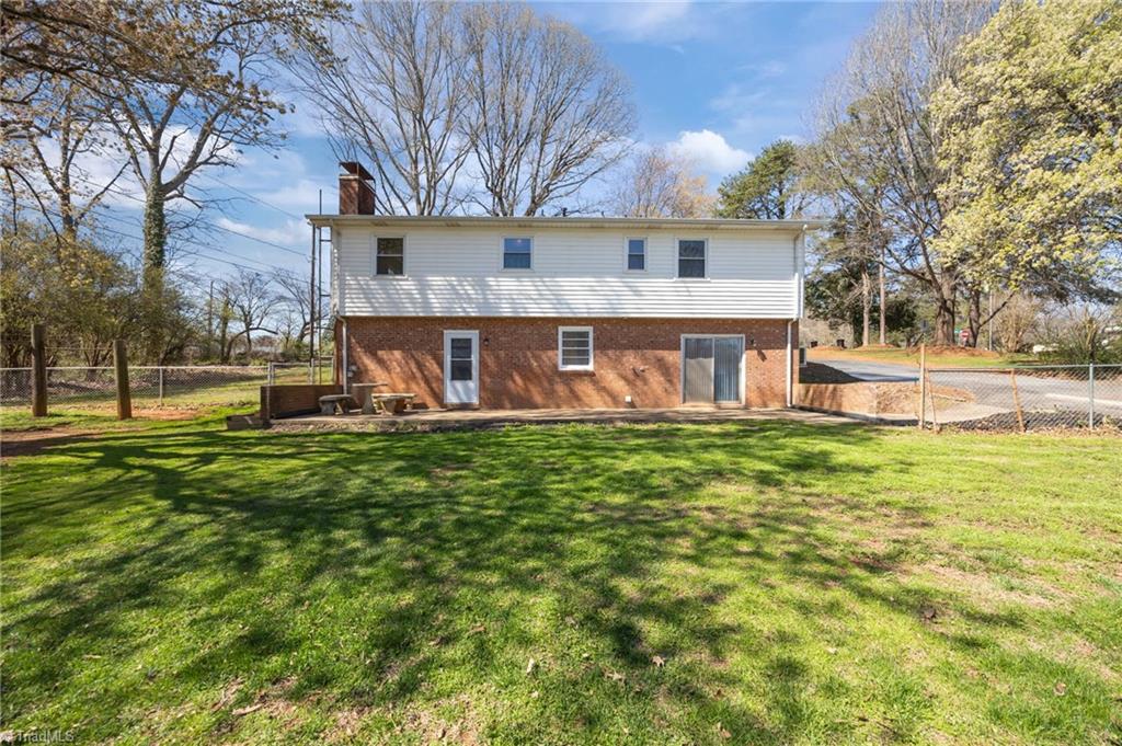 1702 Rankin Mill Road Greensboro, NC 27405 - Photo 33 of 47