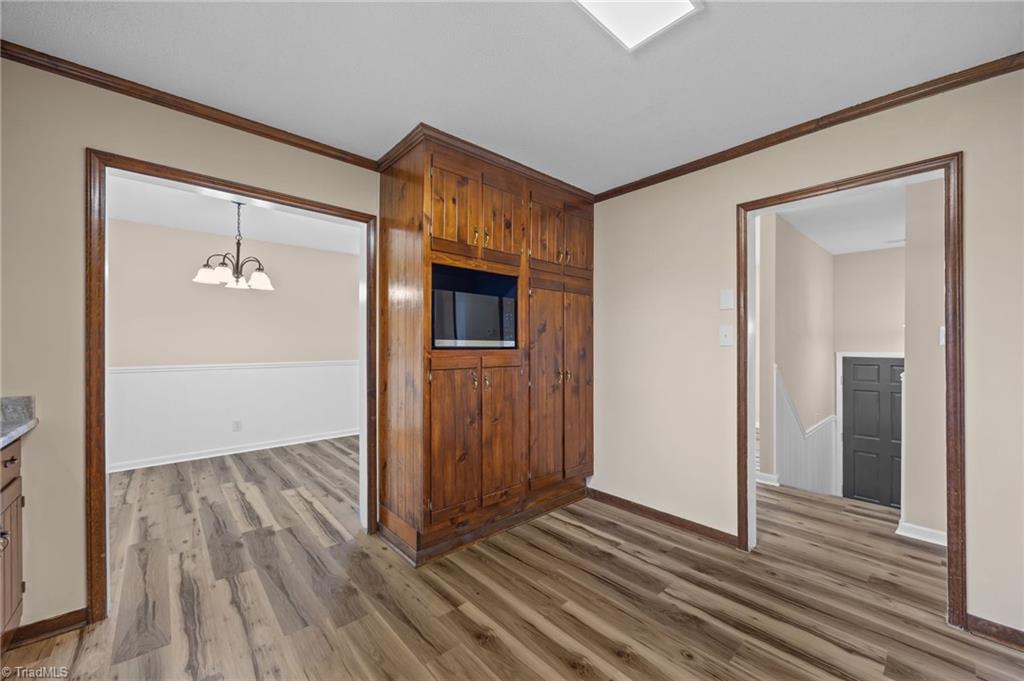 1702 Rankin Mill Road Greensboro, NC 27405 - Photo 10 of 47 Kitchen