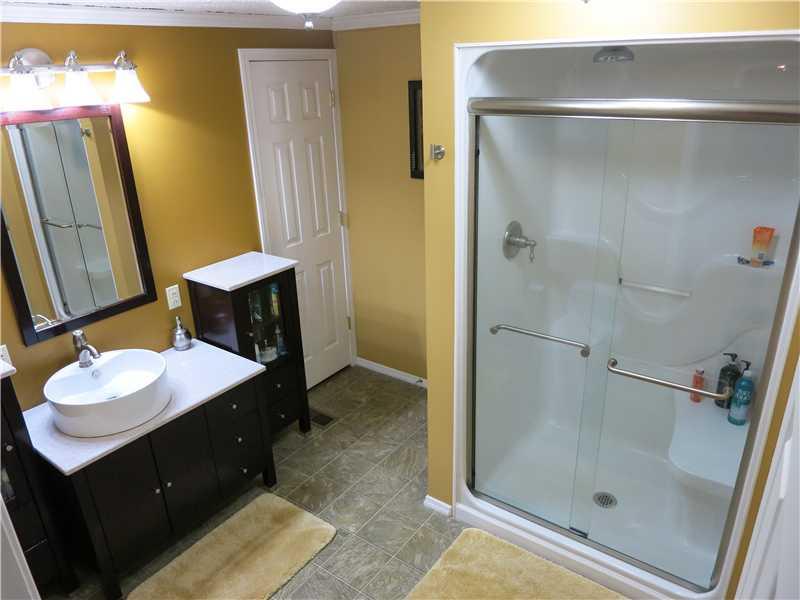 131 Saniga Road Slippery Rock, PA 16057 - Photo 7 of 13 Full Bath.
