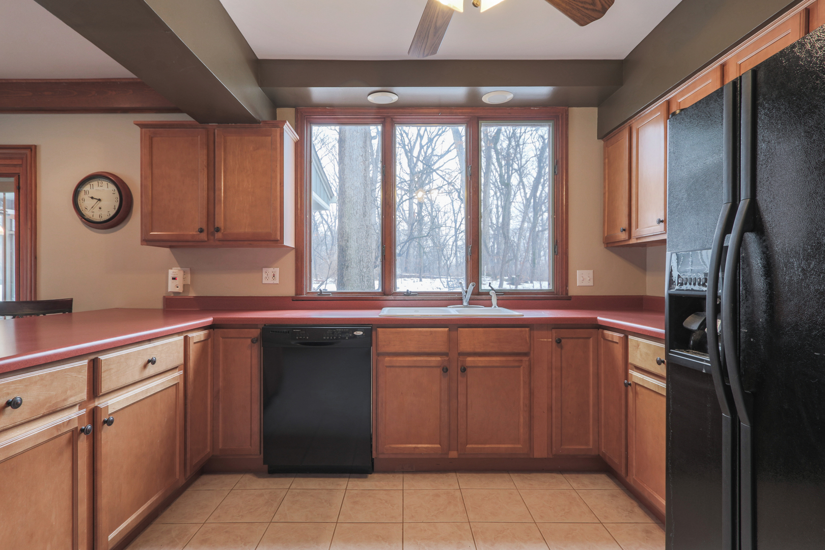 3S595 Finley Road Sugar Grove, IL 60554 - Photo 11 of 26