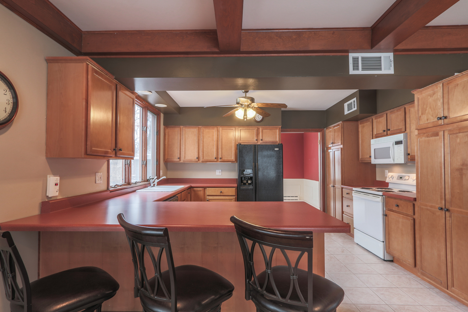 3S595 Finley Road Sugar Grove, IL 60554 - Photo 12 of 26