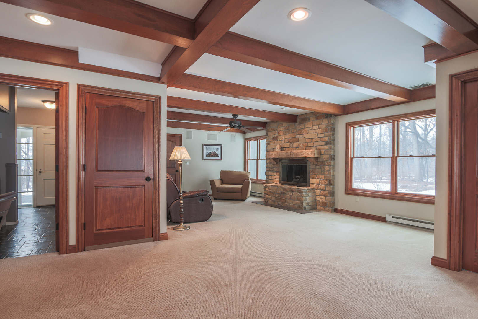 3S595 Finley Road Sugar Grove, IL 60554 - Photo 13 of 26