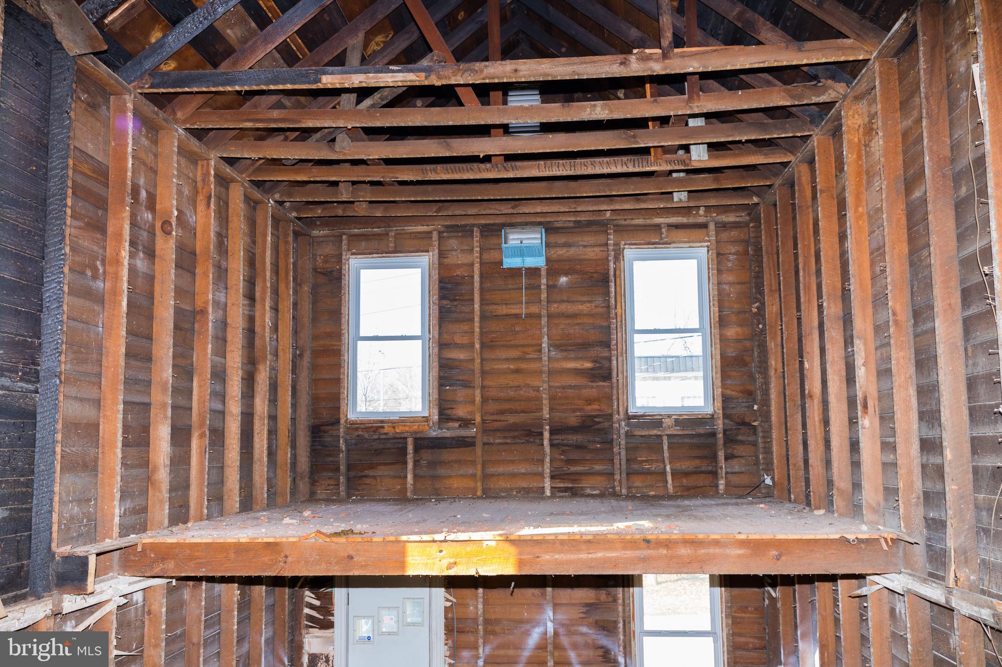 3641 Hineline Road Baltimore, MD 21229 - Photo 16 of 36 Gallery Image 16