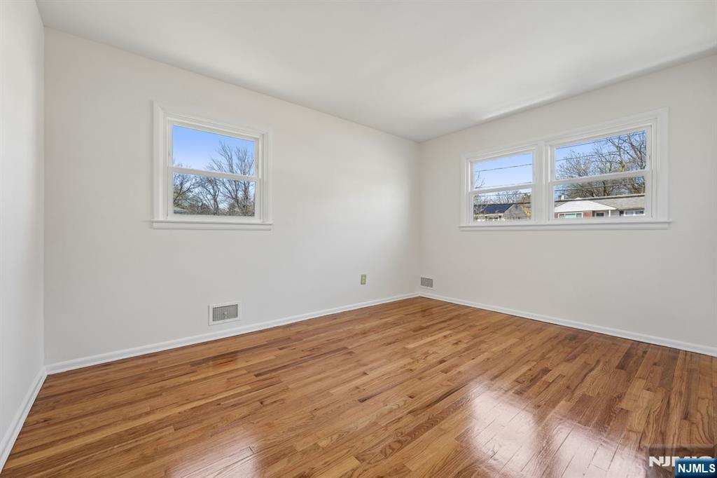 71 Ridge Road Cedar Grove, NJ 07009 - Photo 16 of 27