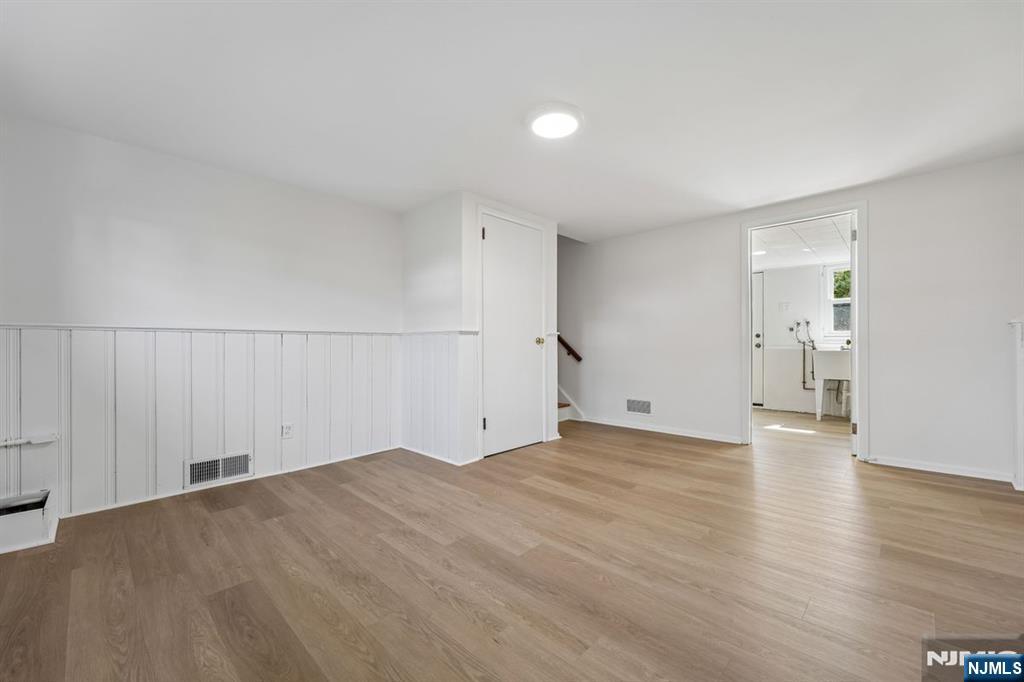 71 Ridge Road Cedar Grove, NJ 07009 - Photo 19 of 27