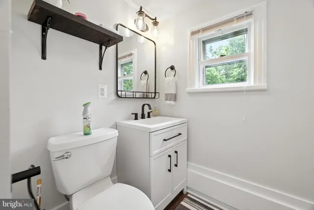 $585,000 | 505 Mechanic Street, Luray, VA 22835