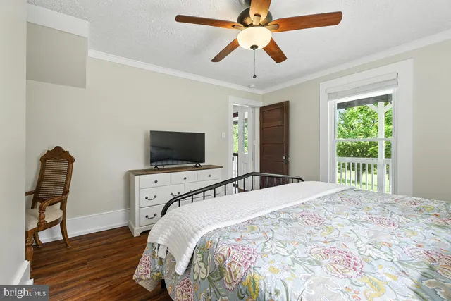 $585,000 | 505 Mechanic Street, Luray, VA 22835