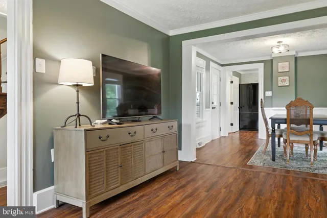 $585,000 | 505 Mechanic Street, Luray, VA 22835