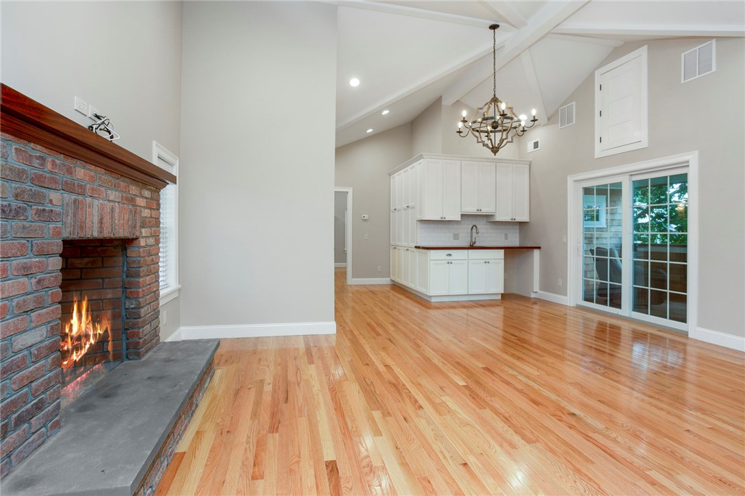 32 Rodman Street Narragansett, RI 02882 - Photo 34 of 47