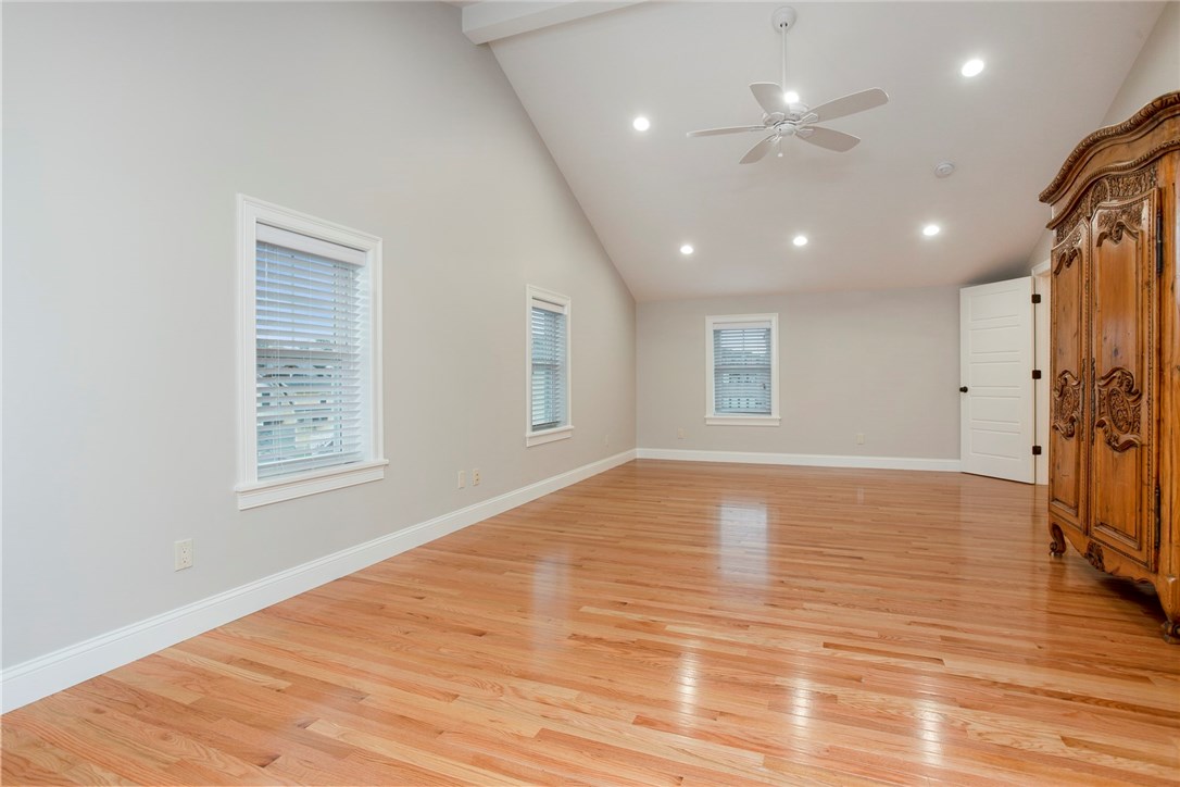 32 Rodman Street Narragansett, RI 02882 - Photo 38 of 47