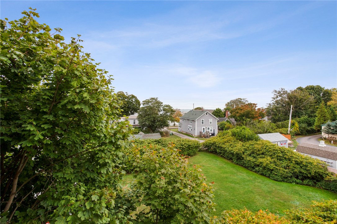32 Rodman Street Narragansett, RI 02882 - Photo 43 of 47