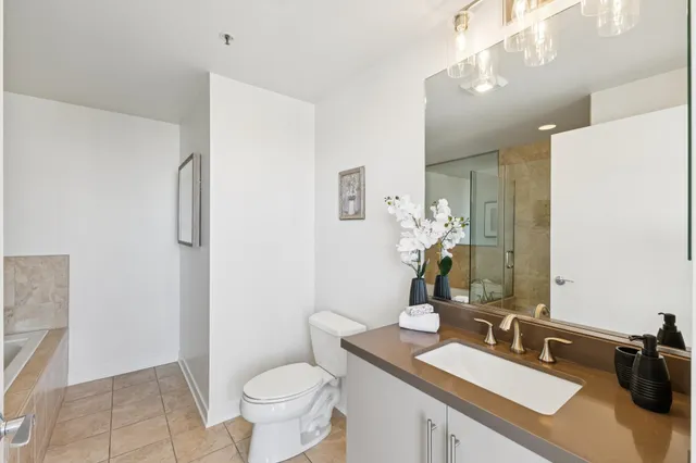 $1,398,000 | 222 Broadway, Unit 1505, Oakland, CA 94607