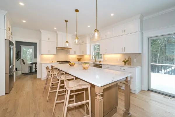 $2,499,900 | 6 Briar Lane, Natick, MA 01760