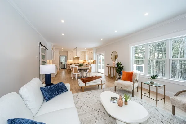 $2,499,900 | 6 Briar Lane, Natick, MA 01760