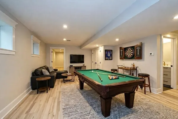 $2,499,900 | 6 Briar Lane, Natick, MA 01760