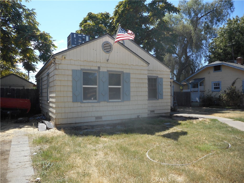 52 West 25th Street Merced, CA 95340 - Photo 3 of 9 Gallery Image 3