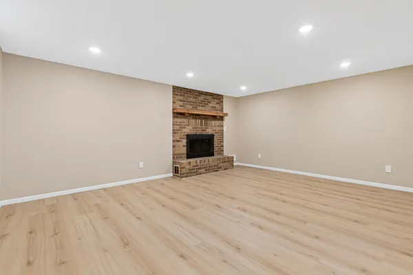 $487,000 | 201 Lilac Lane, Shoreview, MN 55126