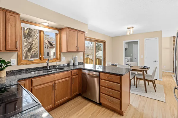 $487,000 | 201 Lilac Lane, Shoreview, MN 55126