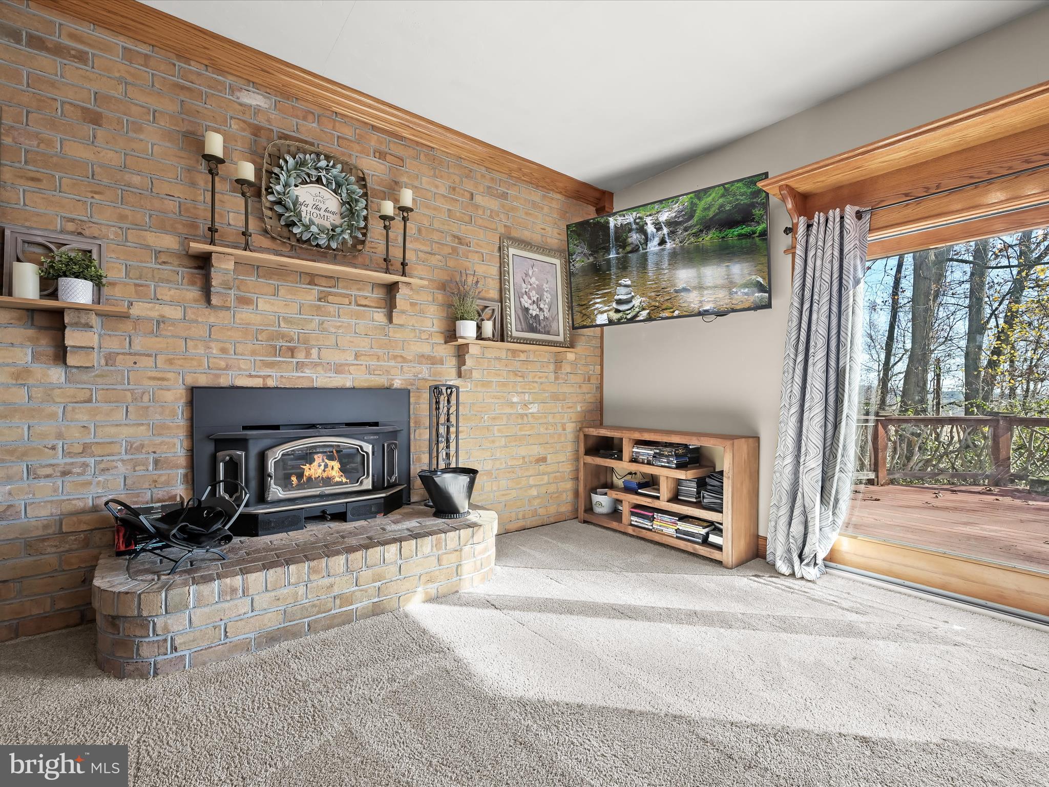1081 Beggs Road Westminster, MD 21157 - Photo 11 of 58 Family Room