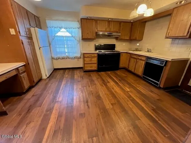 $365,000 | 100 Lansing Road South, Colonie, NY 12304