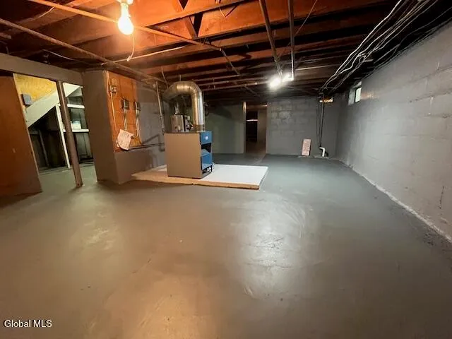 $365,000 | 100 Lansing Road South, Colonie, NY 12304