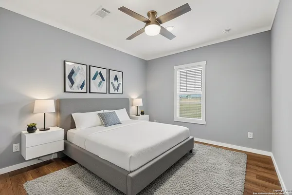 $259,900 | 173 Medina Verde Drive, Natalia, TX 78059