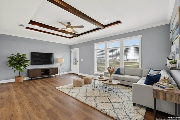 $259,900 | 173 Medina Verde Drive, Natalia, TX 78059