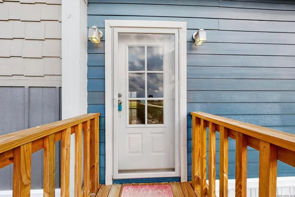 $259,900 | 173 Medina Verde Drive, Natalia, TX 78059