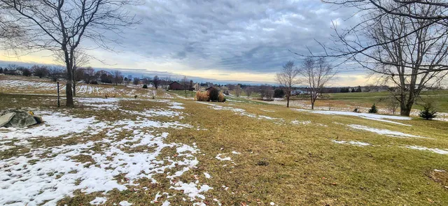 $199,000 | 31-104 Kemper Court, Lake Carroll, IL 61046