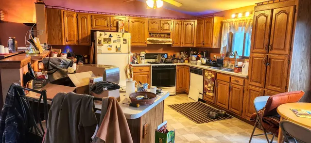 $199,000 | 31-104 Kemper Court, Lake Carroll, IL 61046