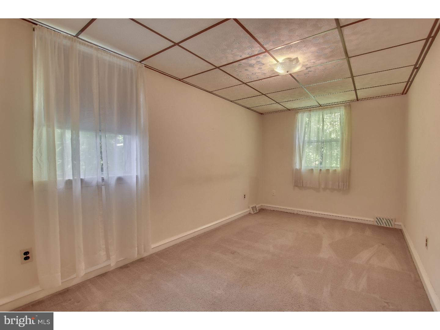 156 East Chelton Road Brookhaven, PA 19015 - Photo 15 of 22 Gallery Image 15