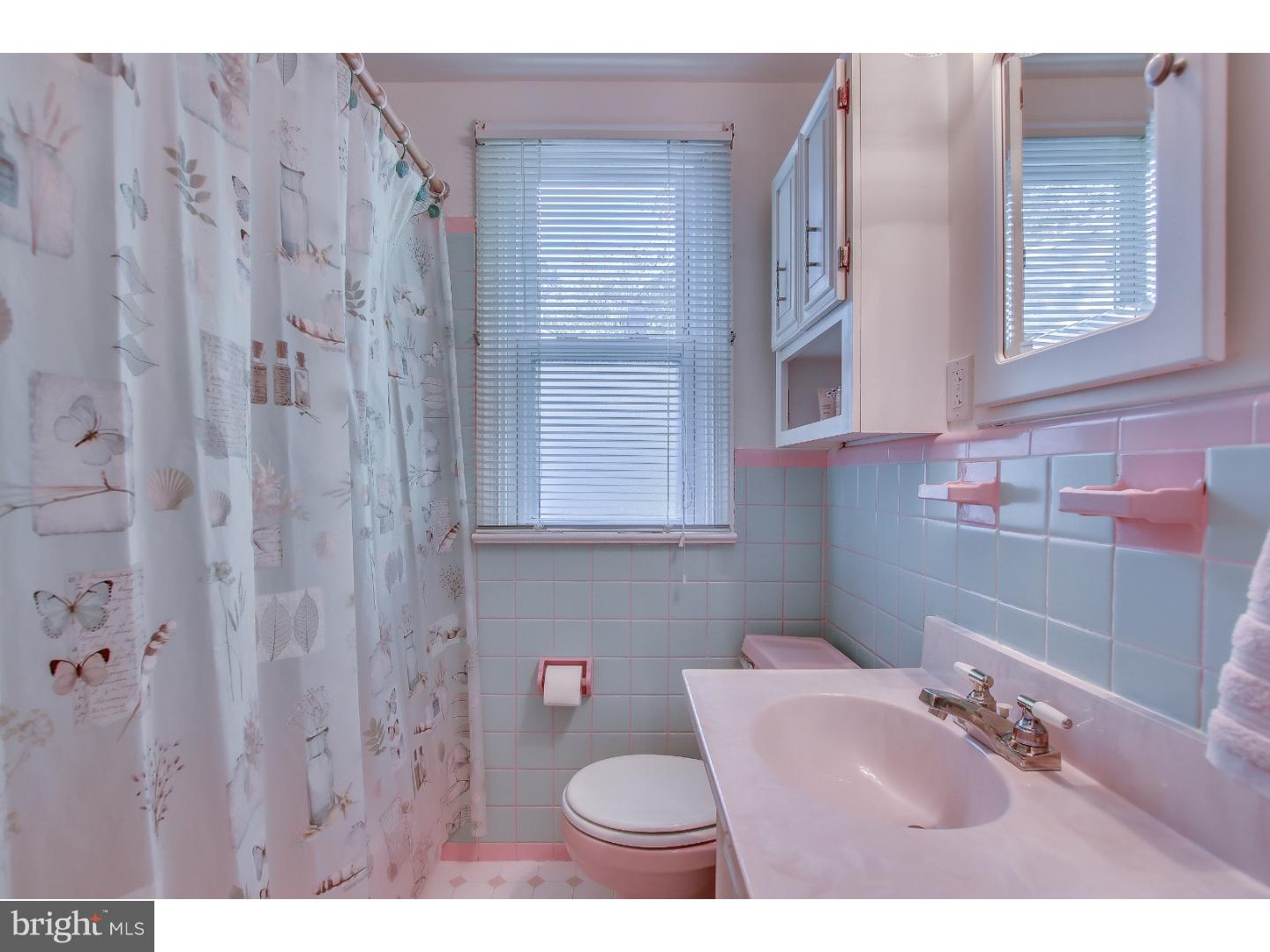 156 East Chelton Road Brookhaven, PA 19015 - Photo 16 of 22 Gallery Image 16