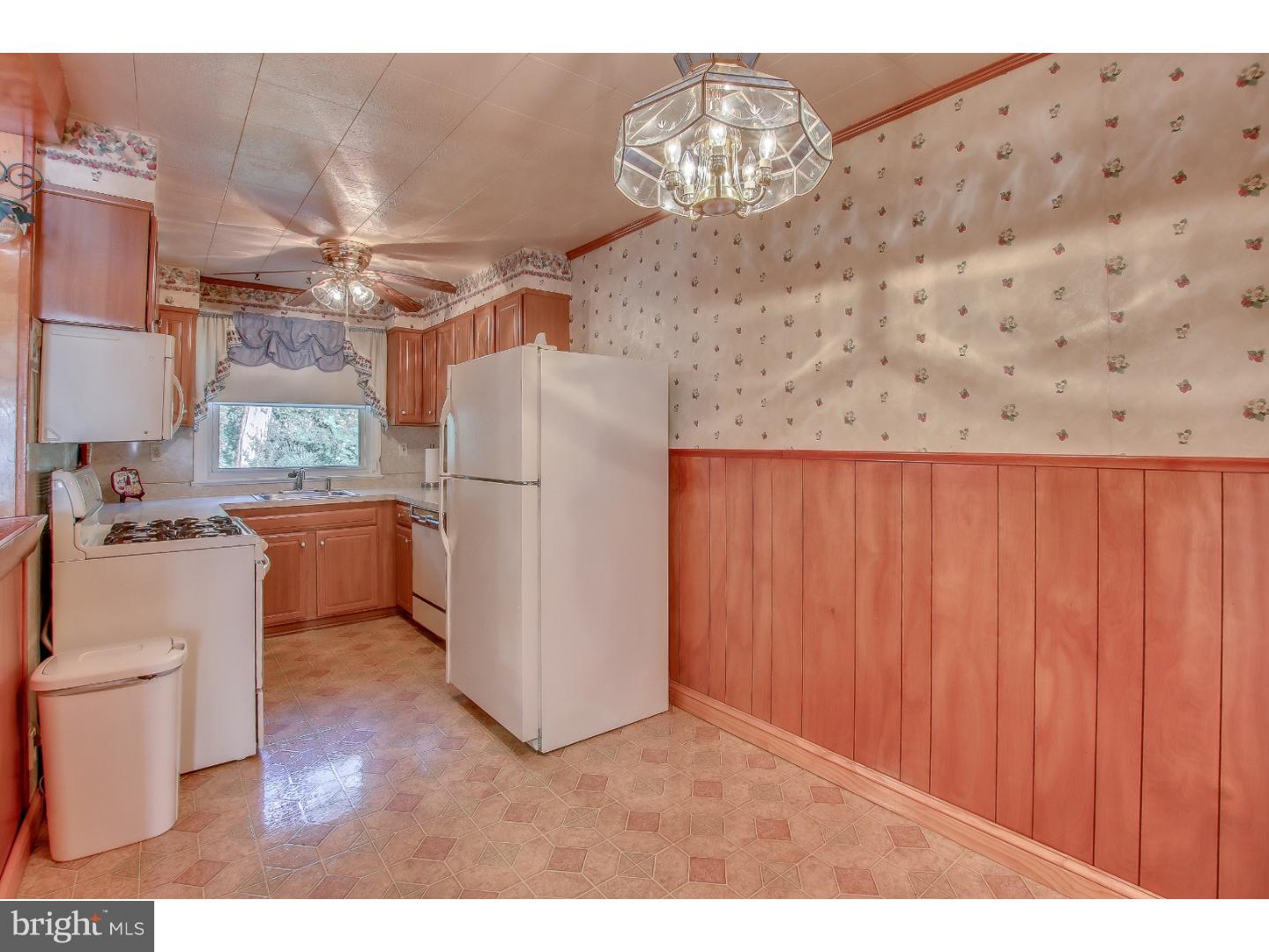 156 East Chelton Road Brookhaven, PA 19015 - Photo 7 of 22 Gallery Image 7