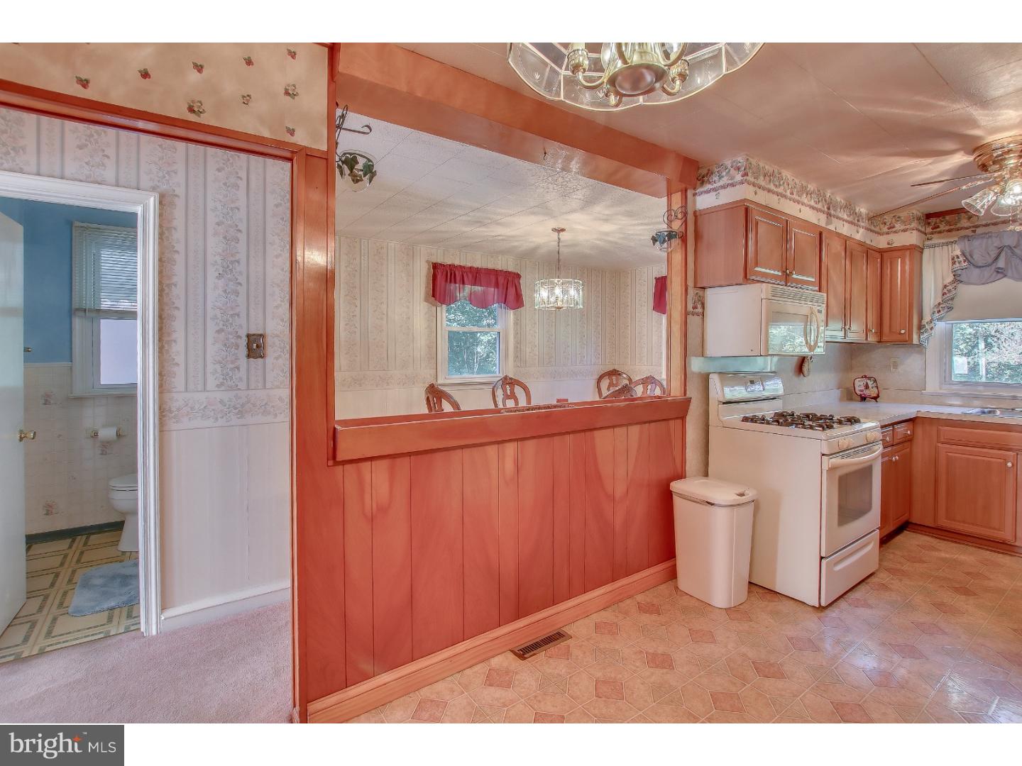 156 East Chelton Road Brookhaven, PA 19015 - Photo 9 of 22 Gallery Image 9