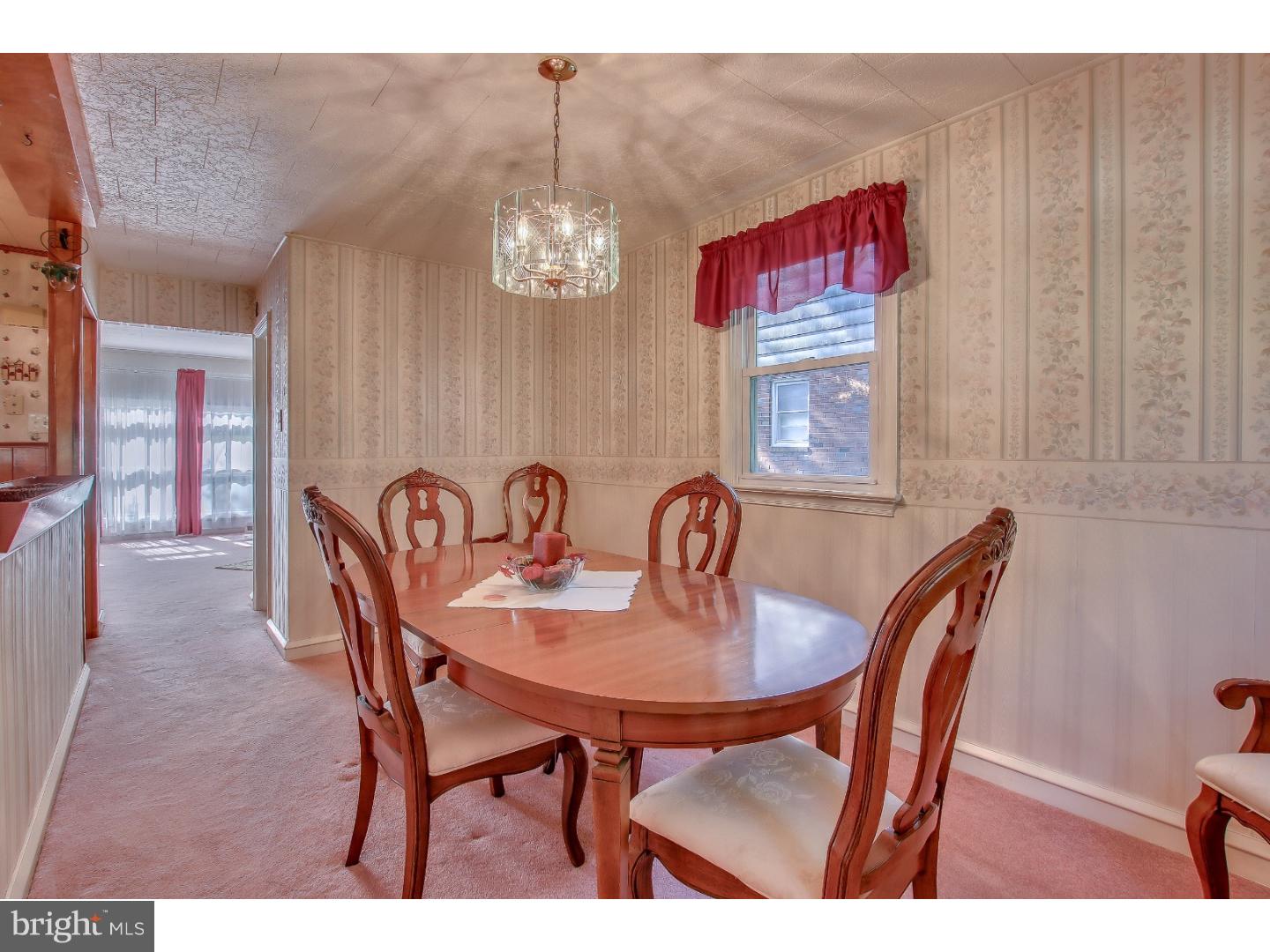 156 East Chelton Road Brookhaven, PA 19015 - Photo 10 of 22 Gallery Image 10