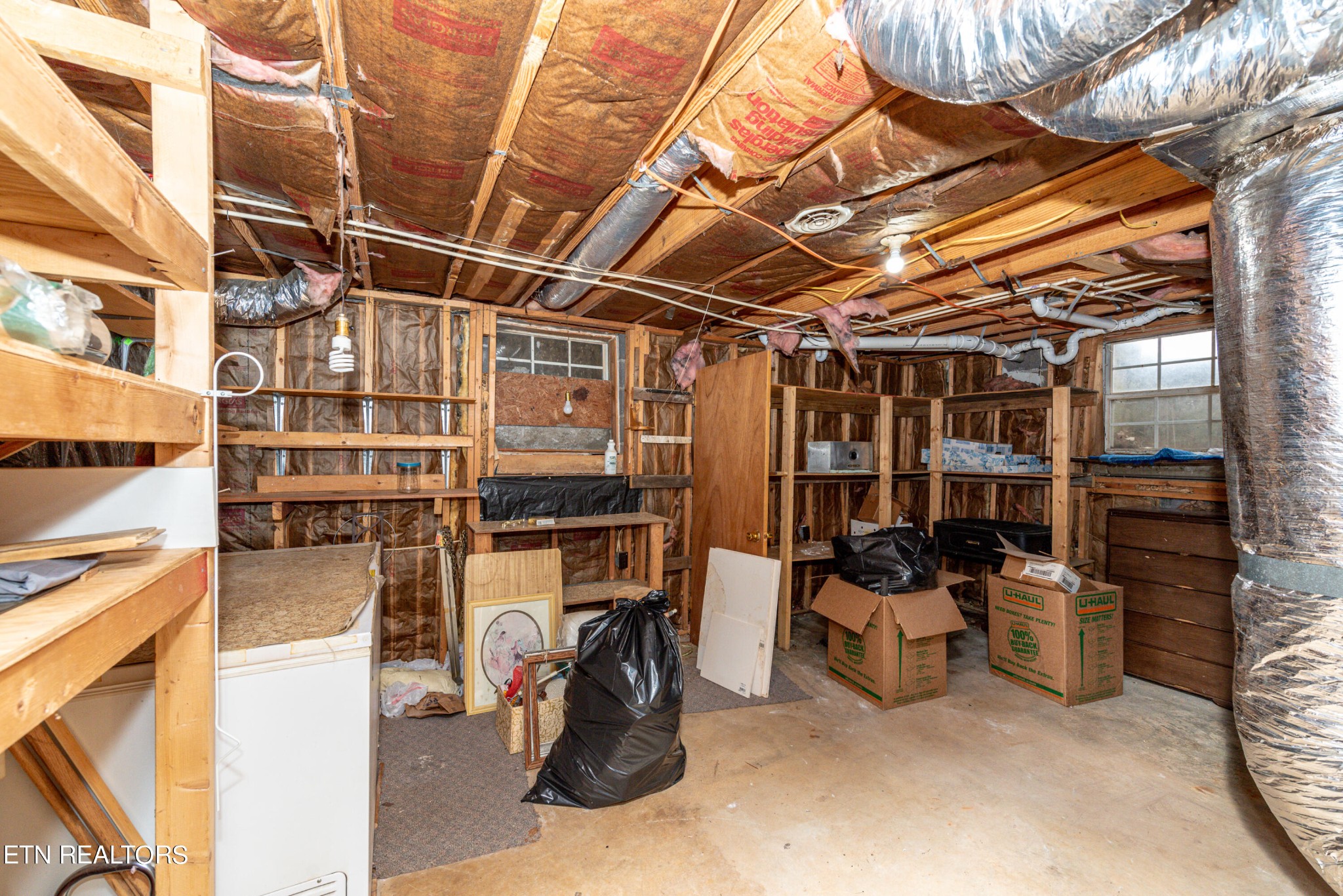 743 Garrett Road Dandridge, TN 37725 - Photo 34 of 37 Gallery Image 34