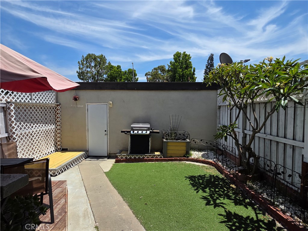11219 Hood Way Stanton, CA 90680 - Photo 19 of 26
