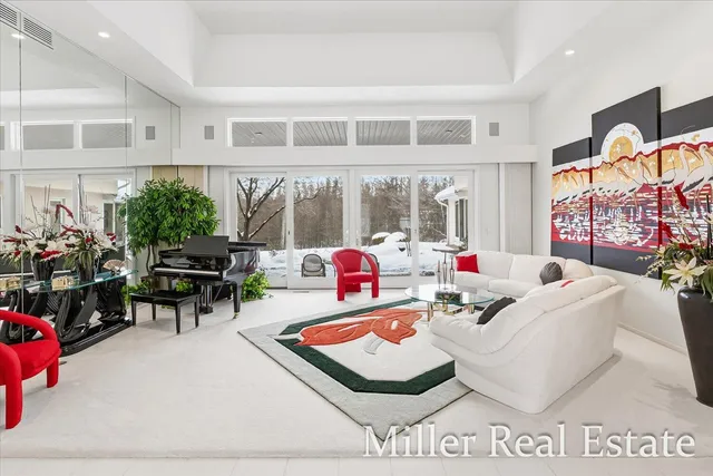 $995,000 | 660 Indian Hills Drive, Hastings, MI 49058