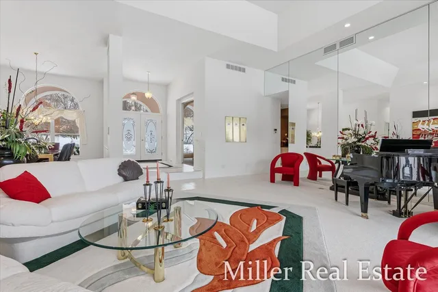 $995,000 | 660 Indian Hills Drive, Hastings, MI 49058