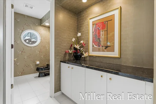 $995,000 | 660 Indian Hills Drive, Hastings, MI 49058