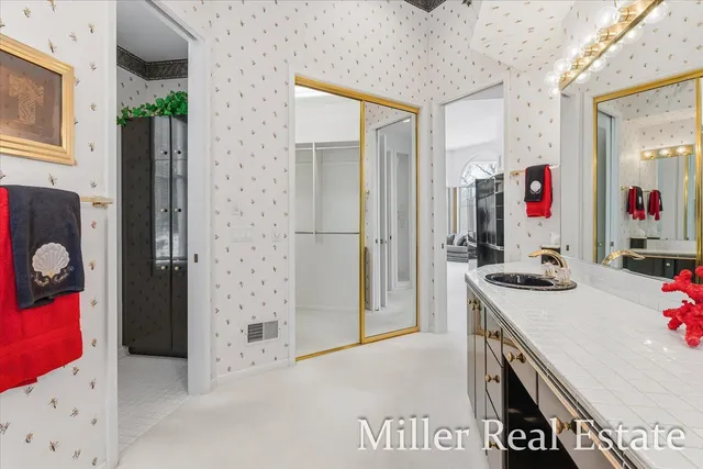 $995,000 | 660 Indian Hills Drive, Hastings, MI 49058