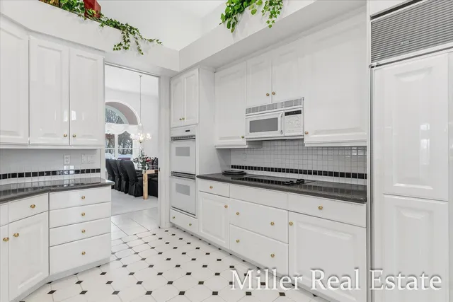 $995,000 | 660 Indian Hills Drive, Hastings, MI 49058