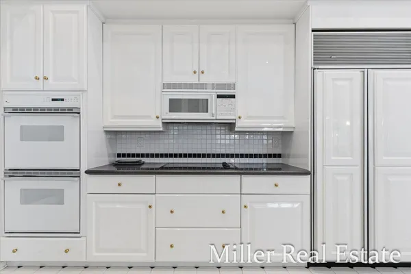 $995,000 | 660 Indian Hills Drive, Hastings, MI 49058