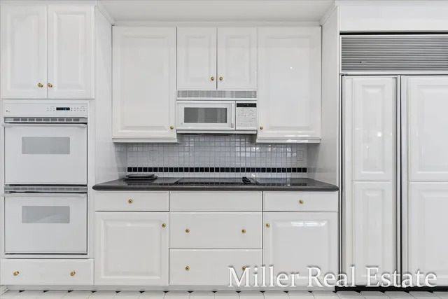 $995,000 | 660 Indian Hills Drive, Hastings, MI 49058