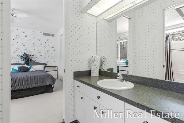 $995,000 | 660 Indian Hills Drive, Hastings, MI 49058