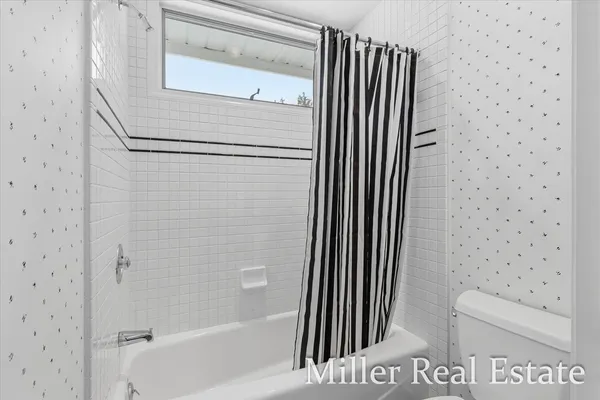 $995,000 | 660 Indian Hills Drive, Hastings, MI 49058