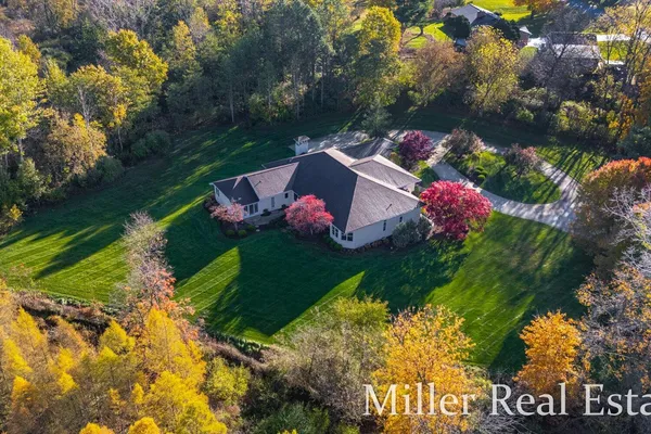 $995,000 | 660 Indian Hills Drive, Hastings, MI 49058