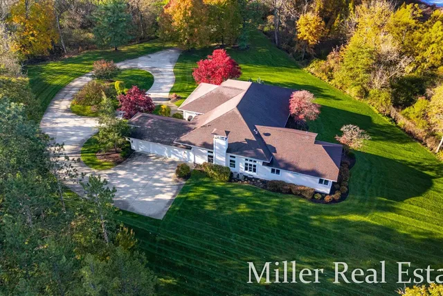 $995,000 | 660 Indian Hills Drive, Hastings, MI 49058