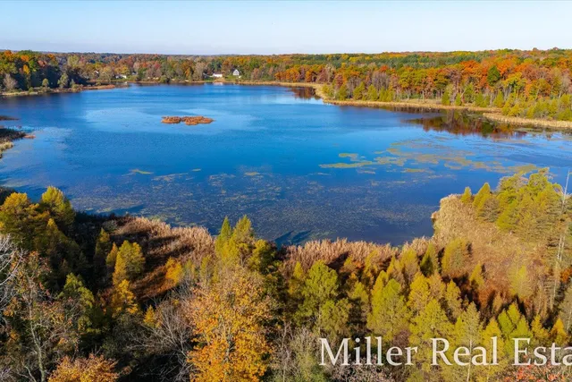 $995,000 | 660 Indian Hills Drive, Hastings, MI 49058