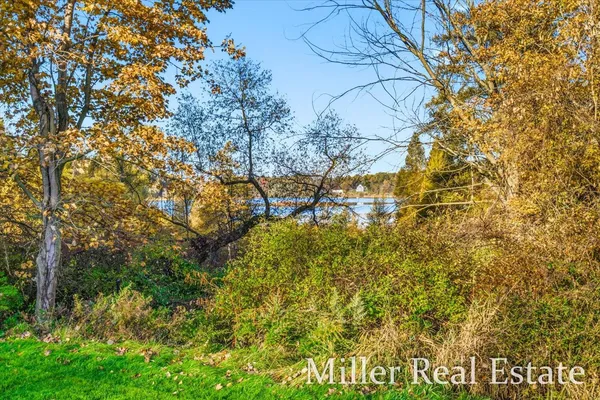 $995,000 | 660 Indian Hills Drive, Hastings, MI 49058